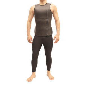 2mm濕式潛水衣 連身滑面款後背拉鍊 適合水上活動保暖
